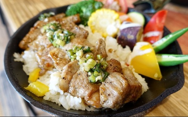 高雄美食「森8鐵鍋野餐廚房」Blog遊記的精采圖片
